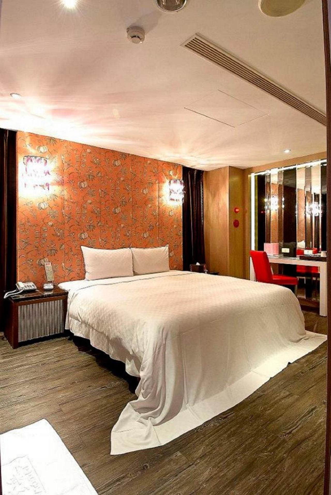 Feng Cai Motel Yuanlin Exterior photo